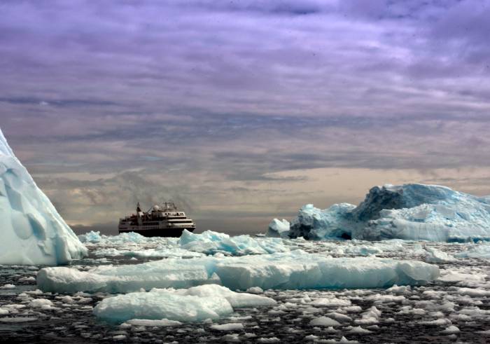 Antarctica - Luxury Safari - Bellingham Safaris