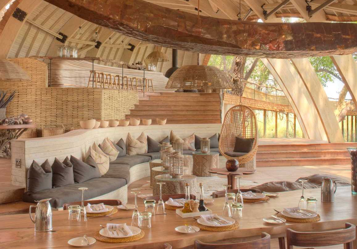 <strong>SANDIBE SAFARI LODGE</strong>