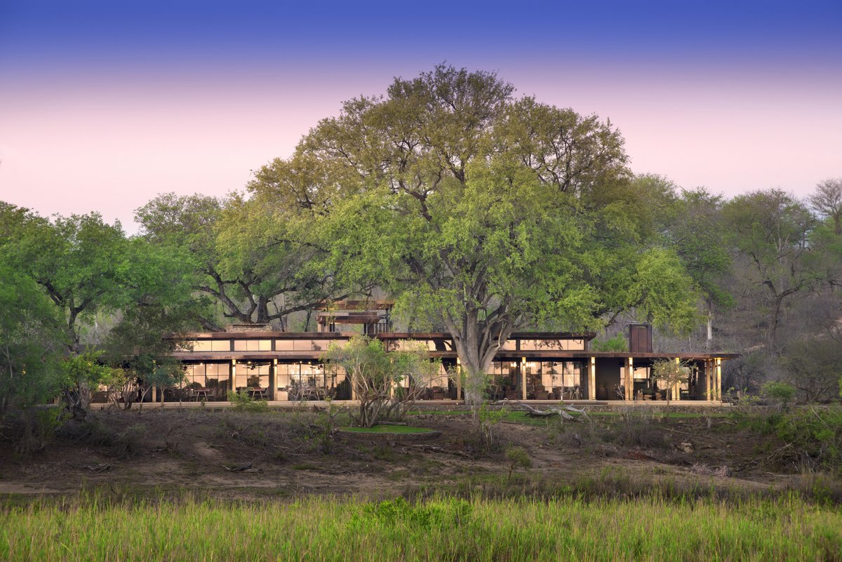 <strong>Tengile River Lodge</strong>