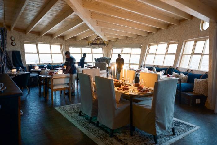 Shipwreck_Lodge_Dining_Area