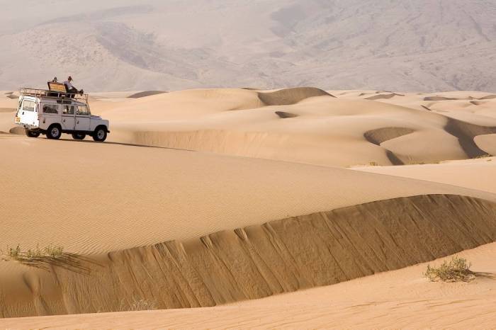 Shipwreck_Lodge_Driving_in-dunes