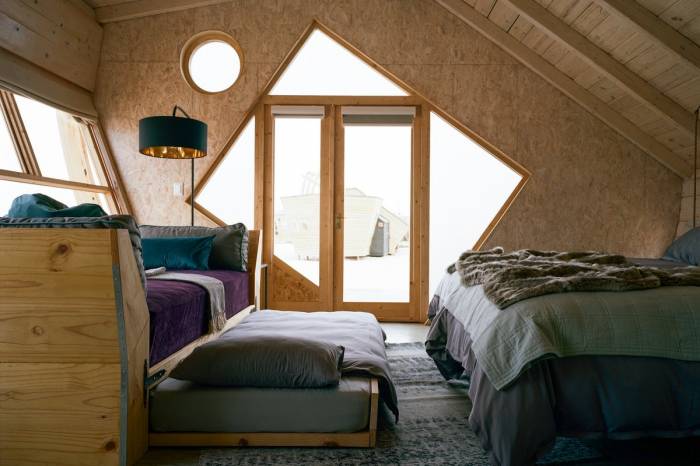 Shipwreck_Lodge_Bedroom