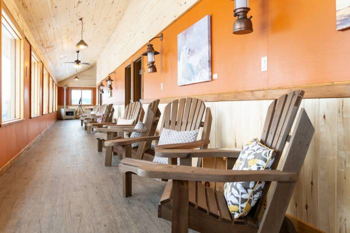 Nanuk Polar Bear Lodge - The Arctic