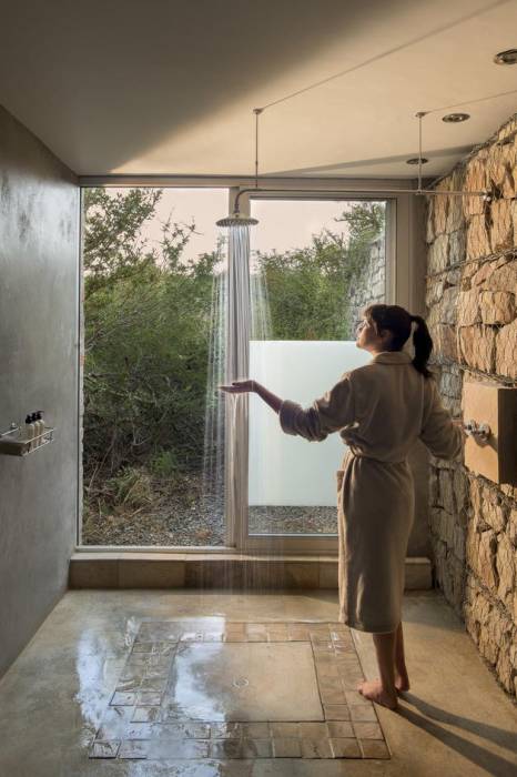 South Africa - Kwandwe Ecca Lodge - Luxury Safari - Bellingham Safaris