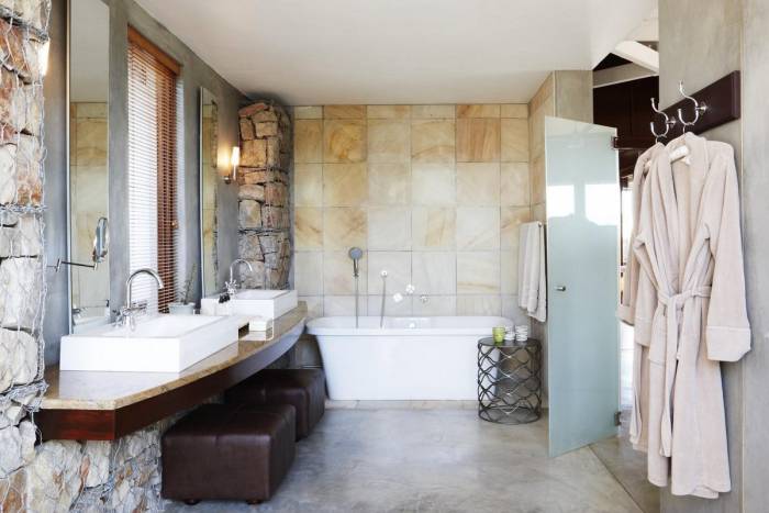 South Africa - Kwandwe Ecca Lodge - Luxury Safari - Bellingham Safaris