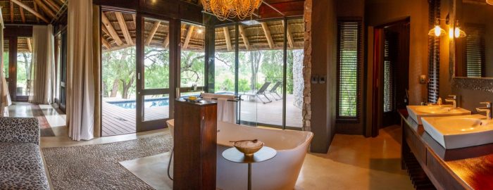 Leadwood Lodge bathroom in Sabi Sand in South Africa