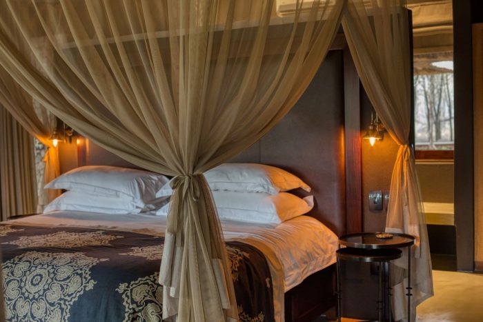 Leadwood lodge suite bathroom in Sabi Sand in South Africa