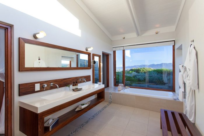 Grootbos Forest Lodge - Lux Suite Bathroom - in South Africa