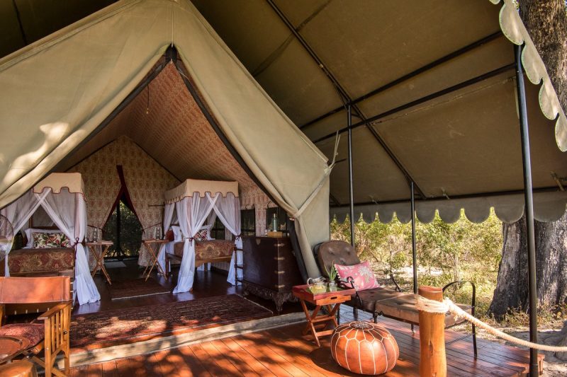 Featured Lodge cover for Dukes Camp in Okavango Delta in Botswana with Bellingham Safaris in Luxury